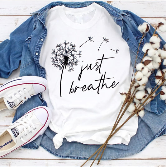 Unisex marškinėliai: Just breathe
