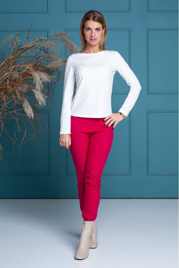 Pants that combine classics, comfort and love, in various colors