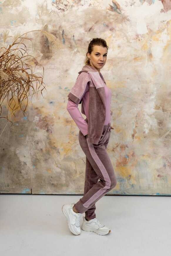 Blouse with long sleeves, various sizes