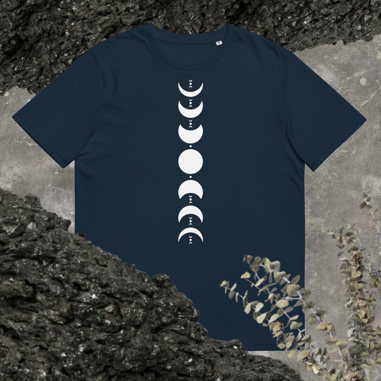 Organic cotton unisex t-shirt: Moon phases, dark color